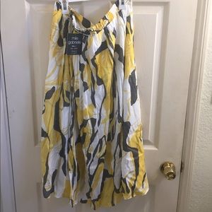 Yellow/white/gray skirt